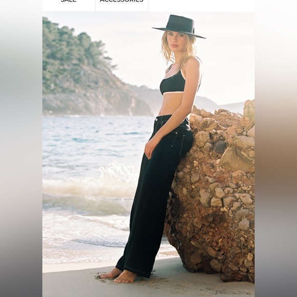 DAZE DAYZ | Noir Silky Pants - Picture 2 of 9